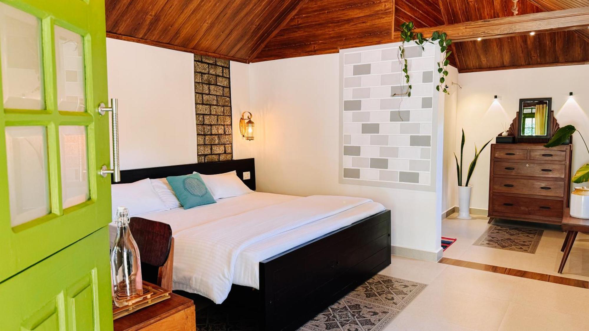 Calm Shack - 2 Bedroom-Boutique Farm Stay Munnar Exterior photo